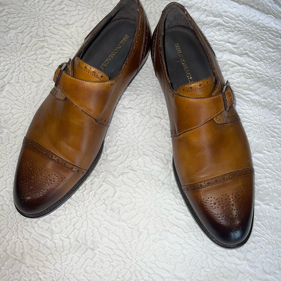 Bruno Magli Mens Cap Toe with buckle detail. Size 11.5 - Picture 15 of 16